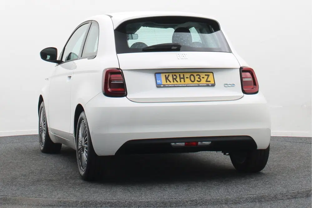 Fiat 500e Icon 42 kWh SOH 94 uit 2023, foto 16