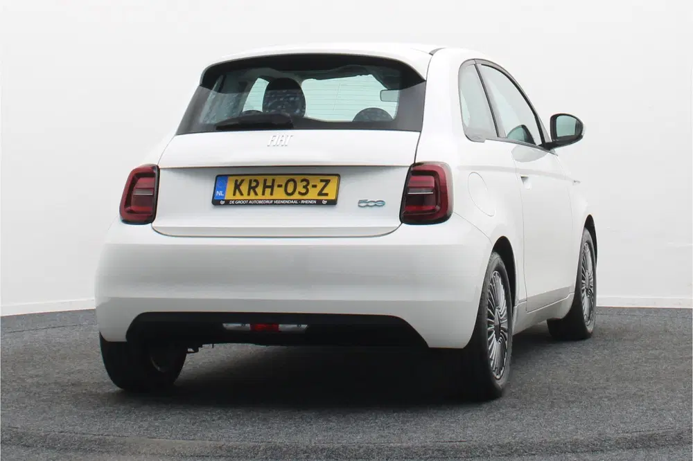 Fiat 500e Icon 42 kWh SOH 94 uit 2023, foto 17