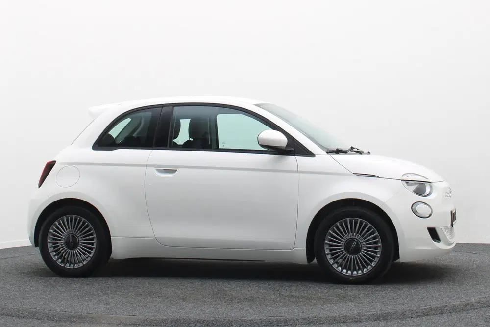 Fiat 500e Icon 42 kWh SOH 94 uit 2023, foto 19
