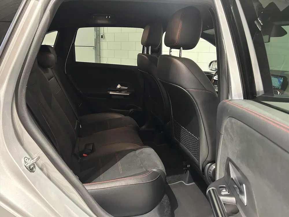 Mercedes-Benz B-Klasse B180 AUT7 136pk AMG-Line uit 2019, foto 20