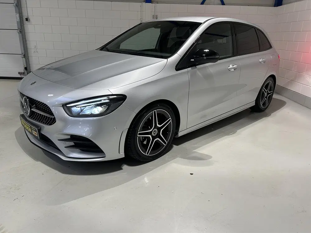 Mercedes-Benz B-Klasse B180 AUT7 136pk AMG-Line uit 2019, foto 4