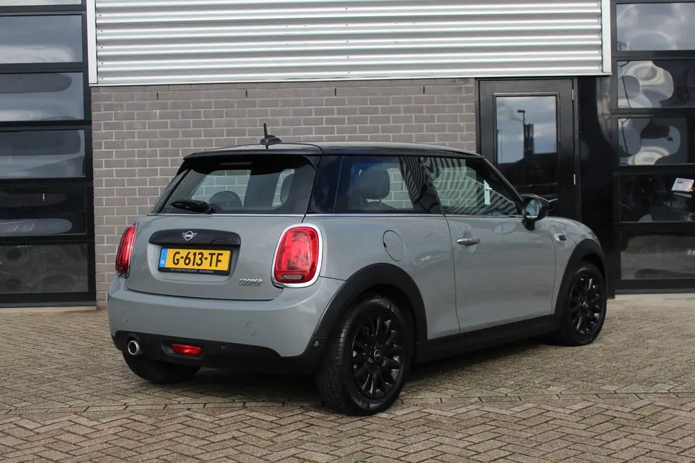 Mini Overig 1.5 Cooper / LED / Carplay / Keyless / N.A.P. uit 2019, foto 3