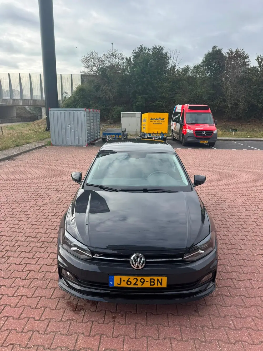 Volkswagen Polo 1.0 TSI R-line 95pk 2020 Urano Grey uit 2020, foto 4