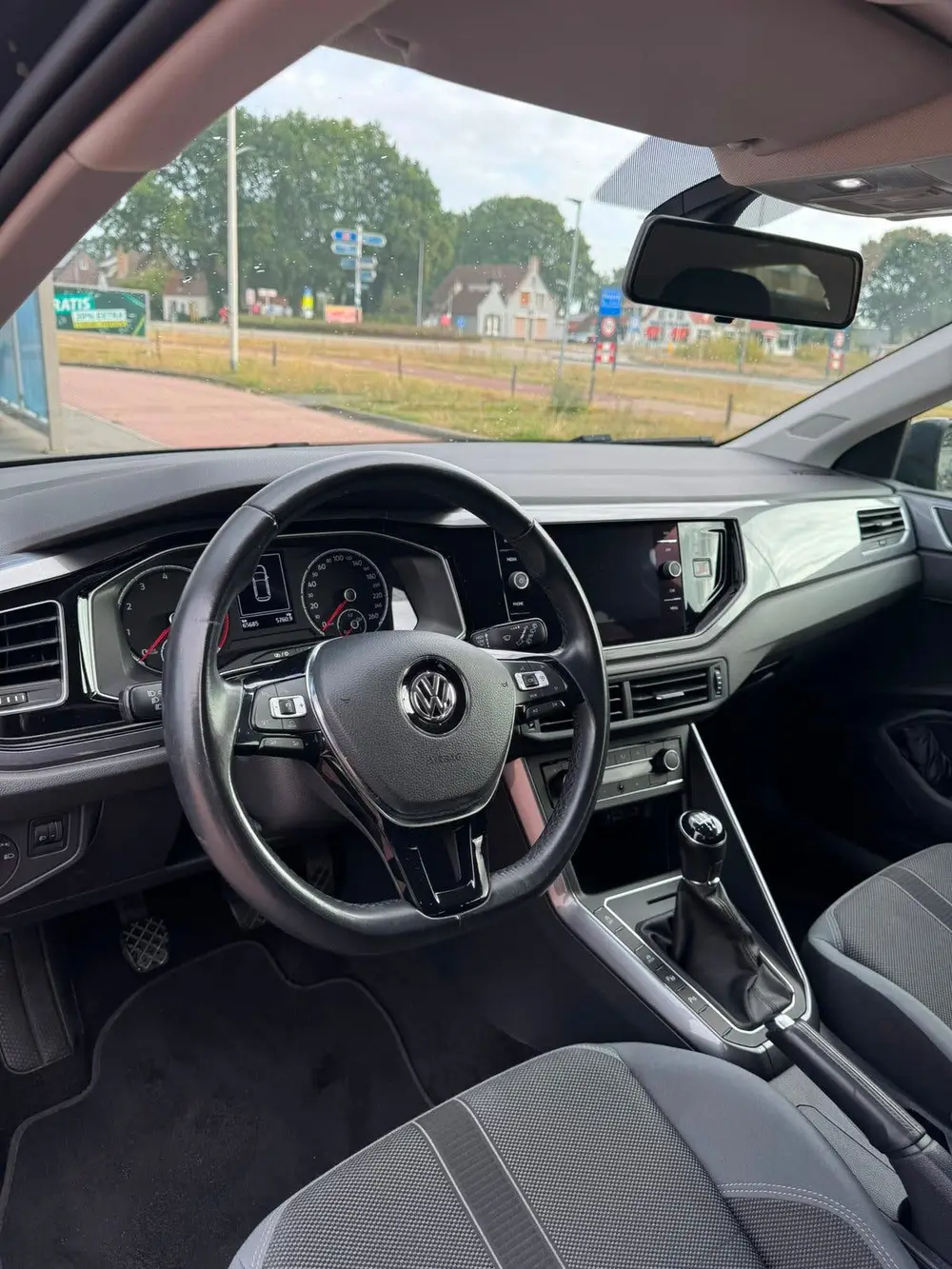 Volkswagen Polo 1.0 TSI R-line 95pk 2020 Urano Grey uit 2020, foto 8