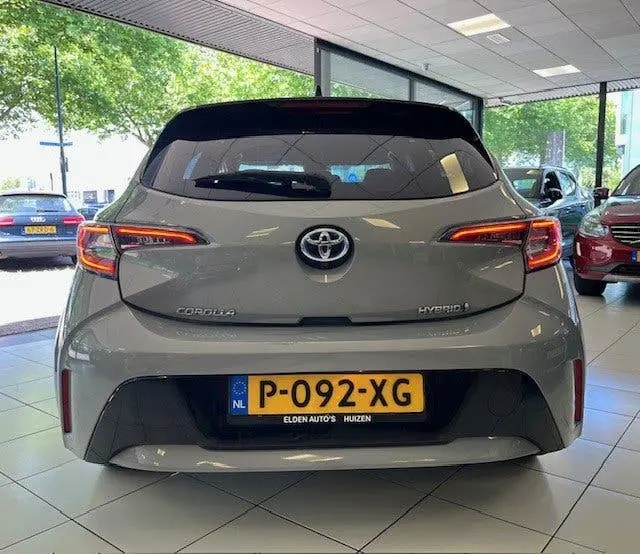 Toyota Corolla 1.8 Hybrid Comfort uit 2019, foto 14