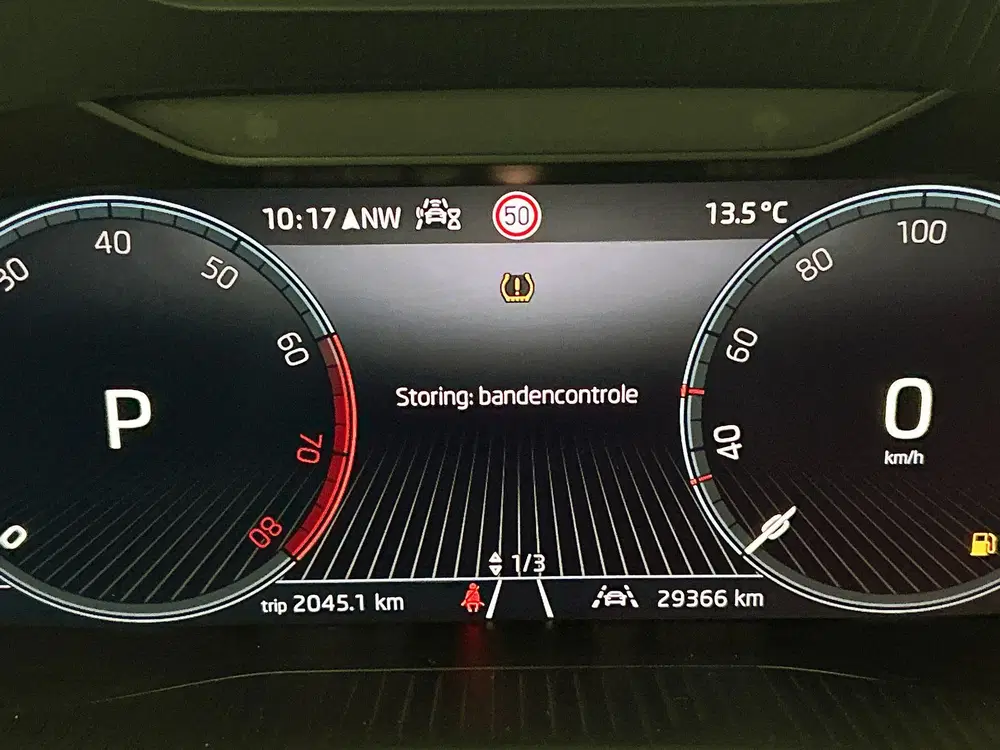 Skoda Karoq 1.5 TSI ACT Business Edition Plus uit 2024, foto 18