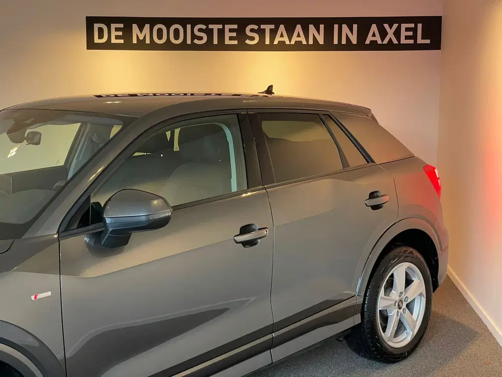 Audi Q2 35 TFSI S Edition (bj 2024 uit 2024, foto 4
