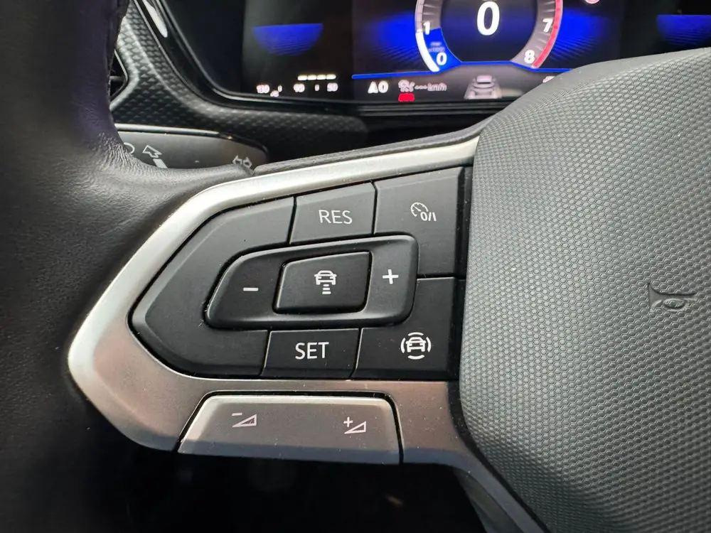 Volkswagen T-Cross 1.0 TSI Life (bj 2023) uit 2023, foto 9