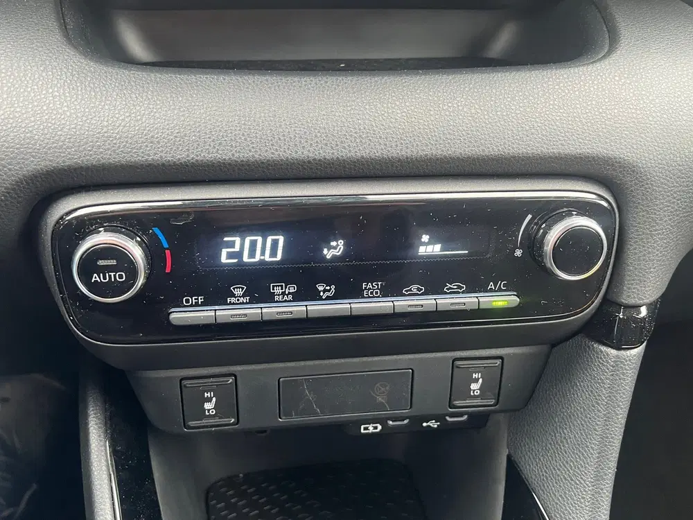 Toyota Yaris 1.5 Hybrid 115 First Edition Camera Automa uit 2024, foto 12