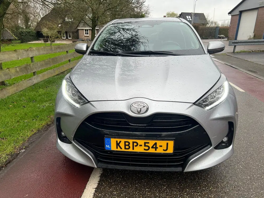 Toyota Yaris 1.5 Hybrid 115 First Edition Camera Automa uit 2024, foto 16