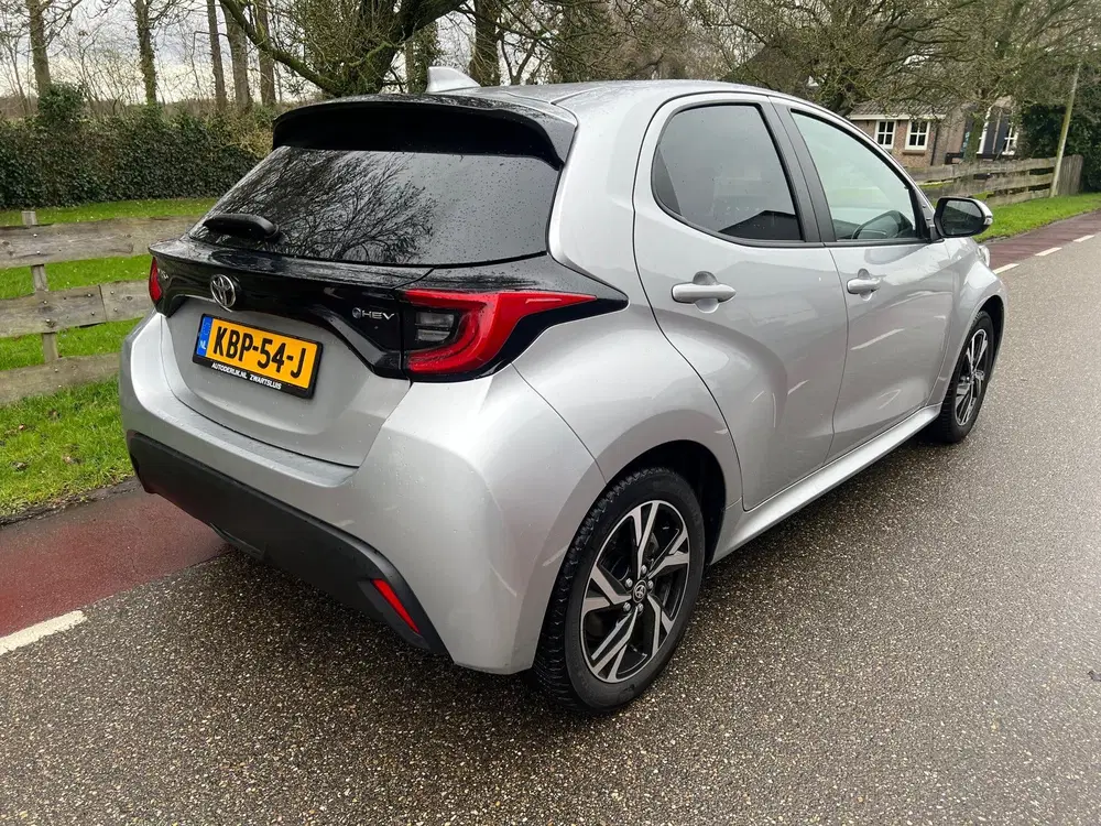 Toyota Yaris 1.5 Hybrid 115 First Edition Camera Automa uit 2024, foto 3