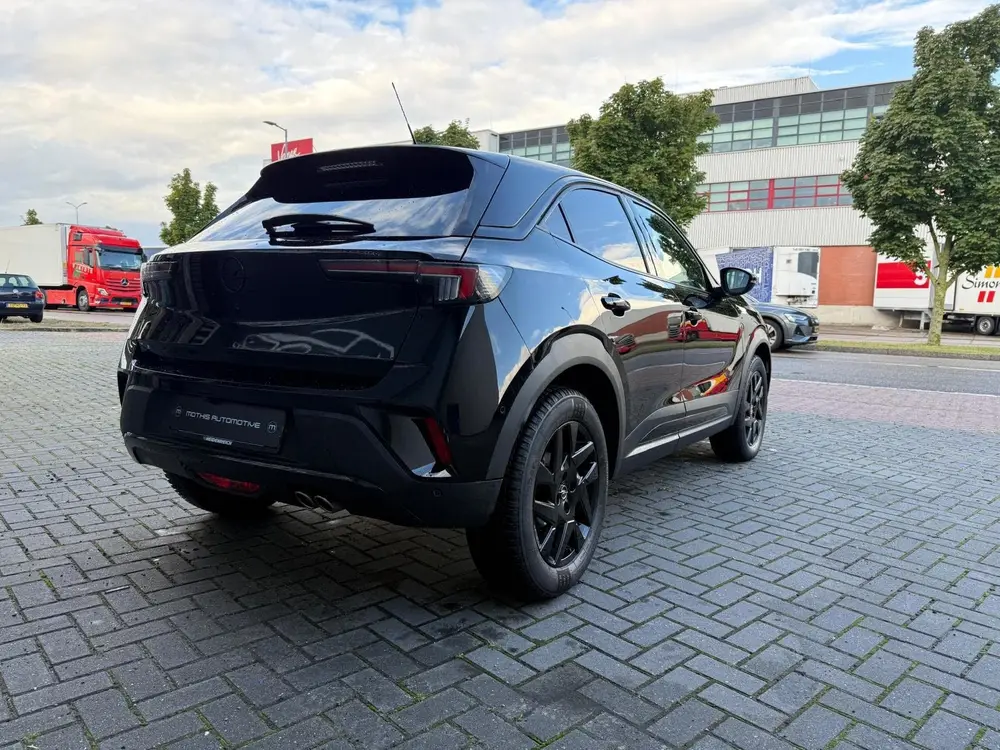 Opel Mokka 1.2 Turbo Edition uit 2023, foto 5