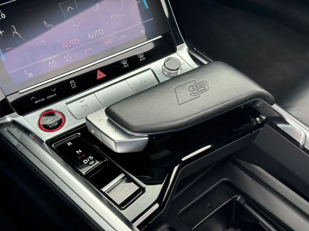 Audi e-tron 3x S Quattro 95 kWh 503PK uit 2021, foto 17
