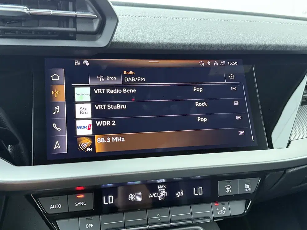Audi A3 35 TFSI S edition uit 2022, foto 15