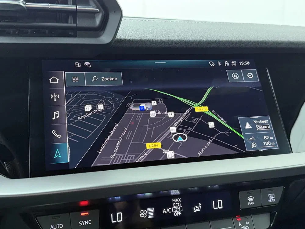 Audi A3 35 TFSI S edition uit 2022, foto 17