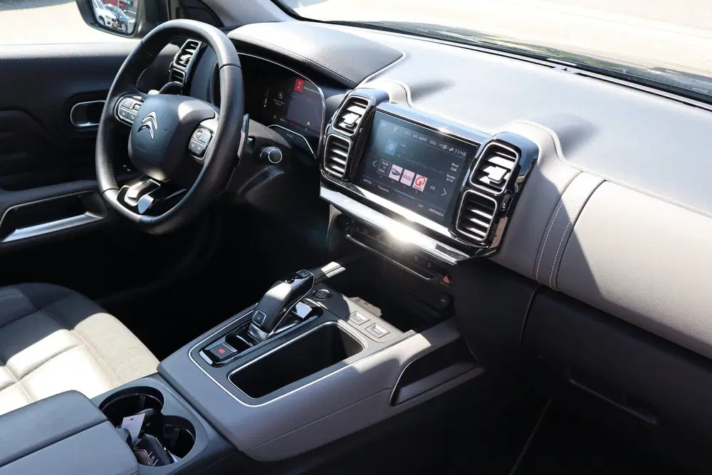 Citroën C5 Aircross 1.2 PureTech Shine Panoramadak Elektri uit 2021, foto 2