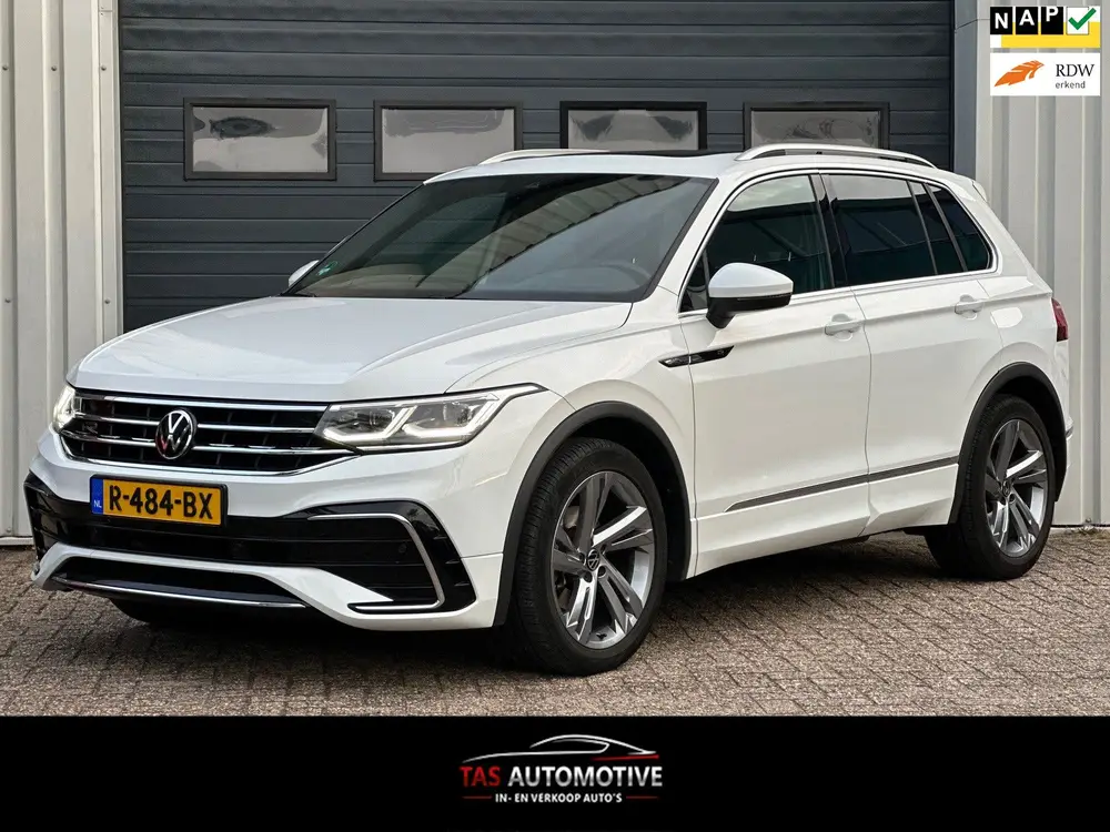 Volkswagen Tiguan 1.5 TSI R-Line Business+ PANO / 90.910 NAP uit 2022