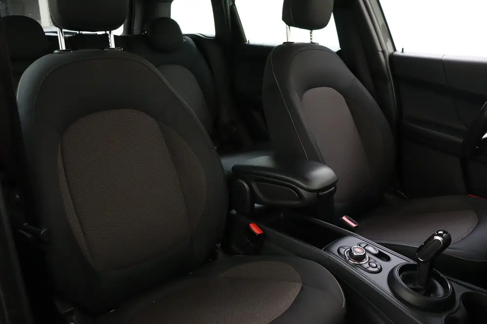Mini Countryman Cooper Automaat / Cruise Control / Multifunc uit 2019, foto 17