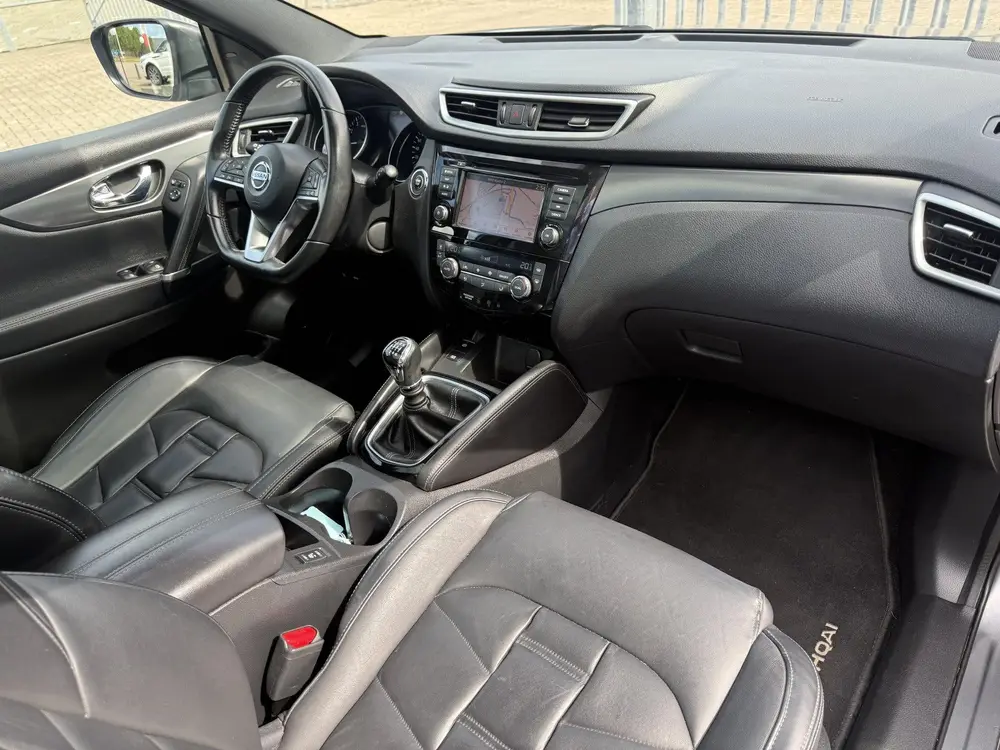 Nissan Qashqai 1.3 DIG-T 160 PK Tekna + Panoramadak, Leder C uit 2019, foto 16
