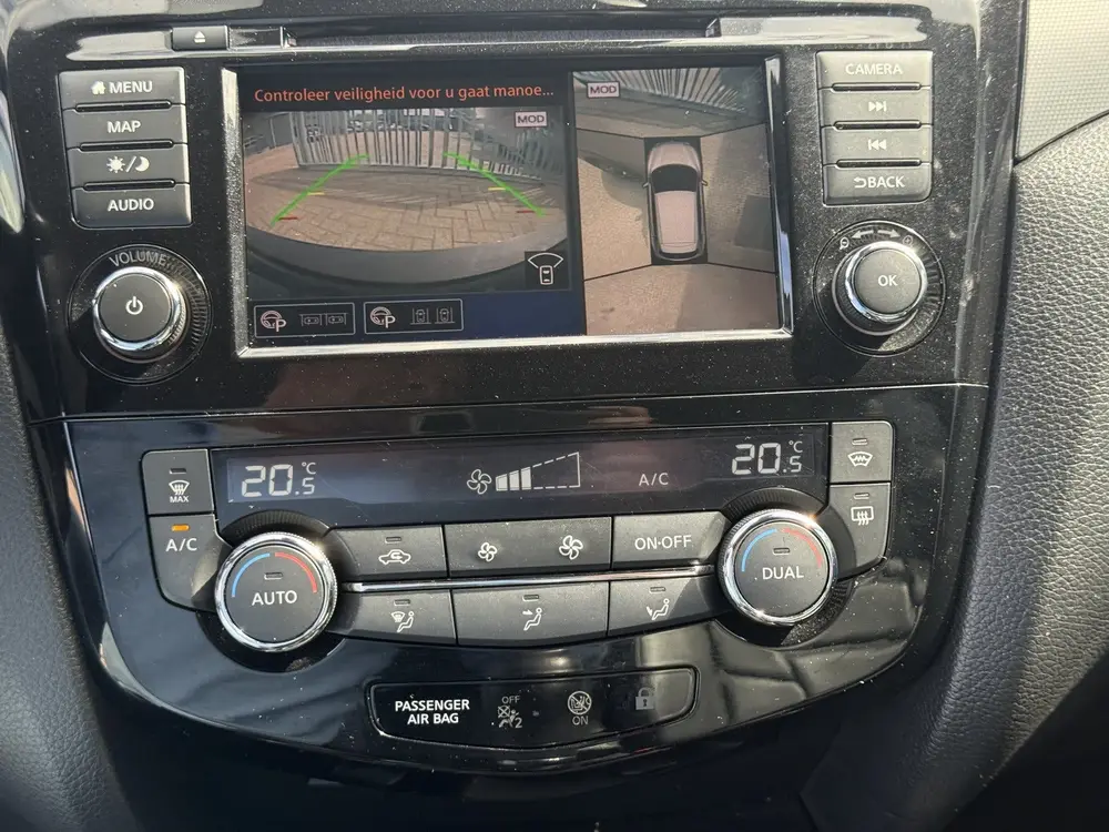 Nissan Qashqai 1.3 DIG-T 160 PK Tekna + Panoramadak, Leder C uit 2019, foto 19