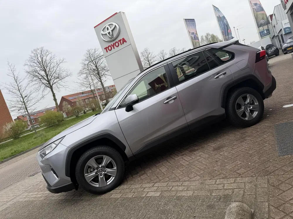 Toyota RAV 4 2.5 Hybrid AWD Dynamic Edition uit 2024, foto 6