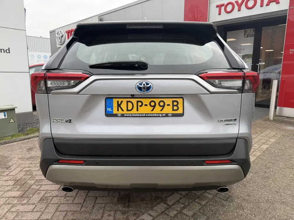Toyota RAV 4 2.5 Hybrid AWD Dynamic Edition uit 2024, foto 9