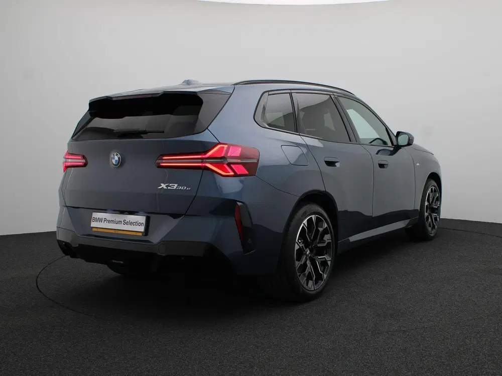 BMW X3 30e xDrive M Sportpakket Pro uit 2026, foto 2