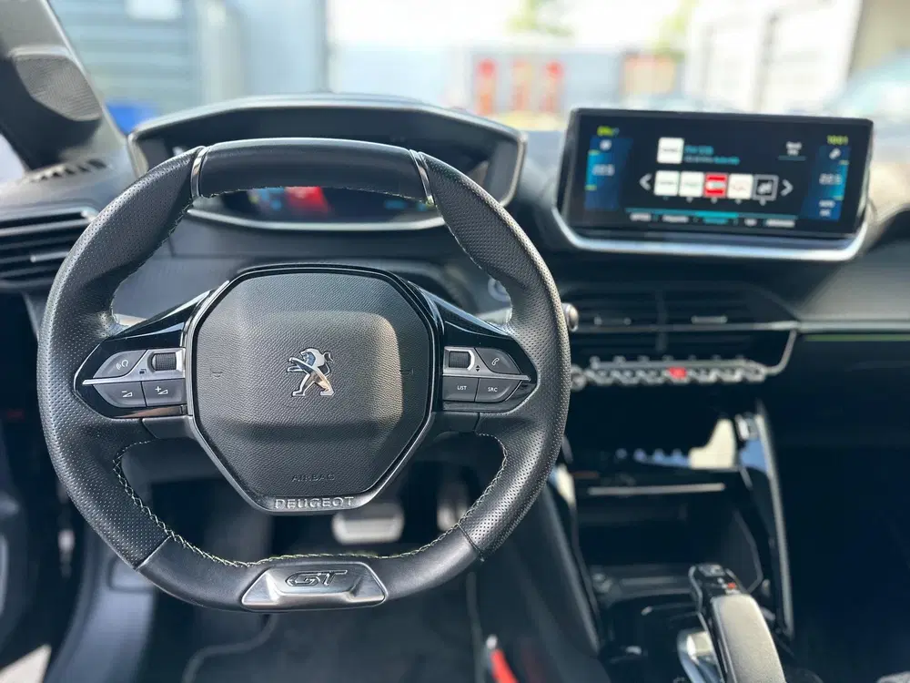 Peugeot 208 EV FULL ELECTRIC 50kWh 136pk GT line uit 2021, foto 10