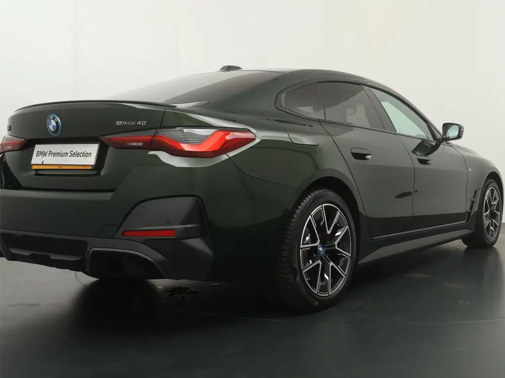 BMW i4 eDrive40 84 kWh M Sportpakket uit 2023, foto 9