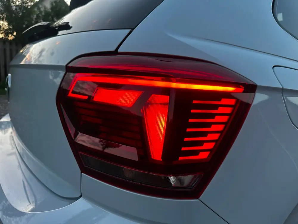 Volkswagen Polo 1.0 TSI R-Line CARPLAY PANO NL APK 2027 IN T uit 2020, foto 20