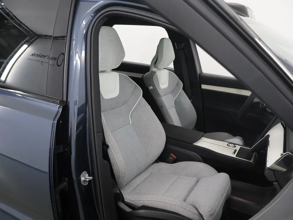 Volvo EX90 Twin Motor Performance Ultra 6p. 111 kWh uit 2025, foto 10