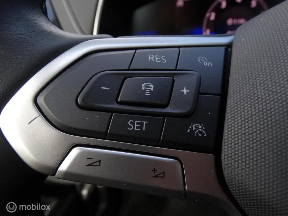 Volkswagen T-Cross 1.5 TSI R-Line | Afneembare trekhaak uit 2024, foto 17