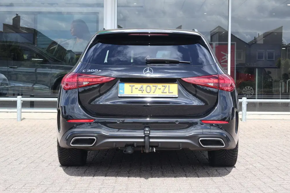 Mercedes-Benz C-Klasse 300e 313pk AMG Line uit 2023, foto 12