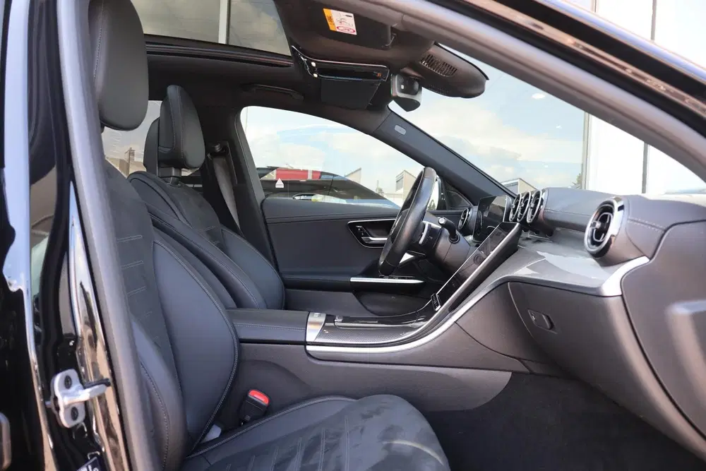 Mercedes-Benz C-Klasse 300e 313pk AMG Line uit 2023, foto 17