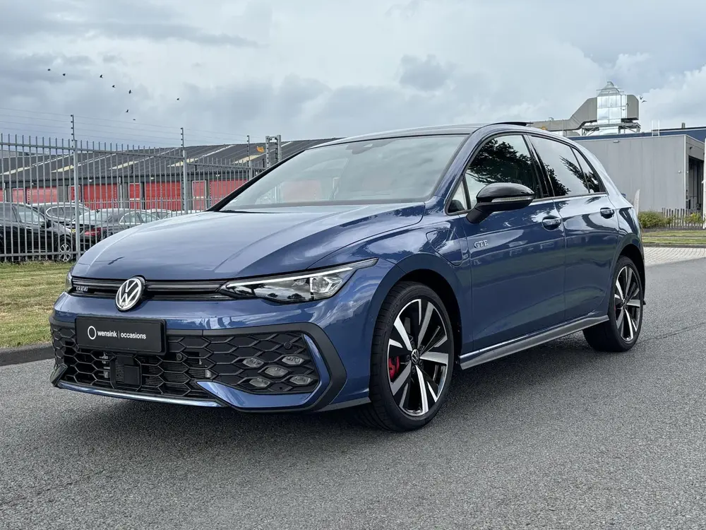 Volkswagen Golf 1.5 eHybrid GTE | Panoramadak | Garantie tot uit 2025, foto 4