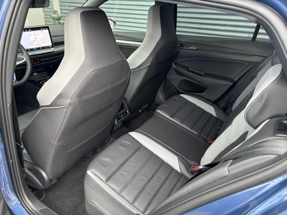 Volkswagen Golf 1.5 eHybrid GTE | Panoramadak | Garantie tot uit 2025, foto 9