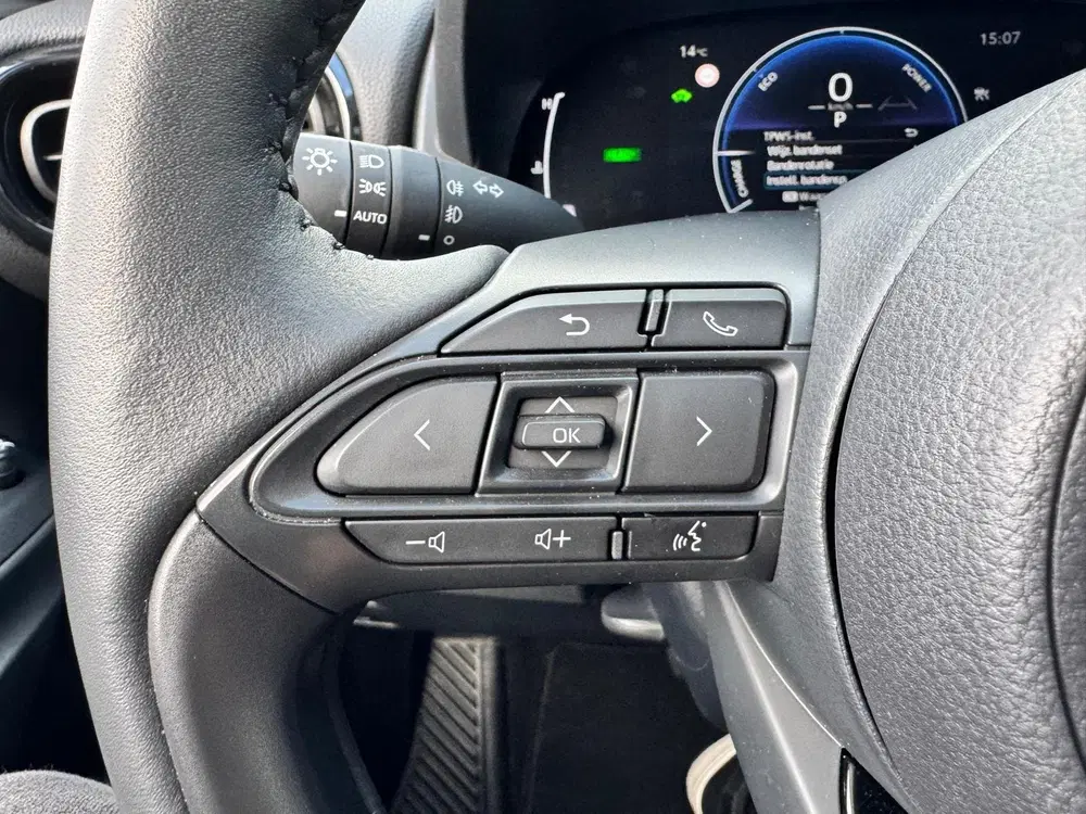 Toyota Yaris 1.5 Hybrid 115 Business Plus uit 2025, foto 15