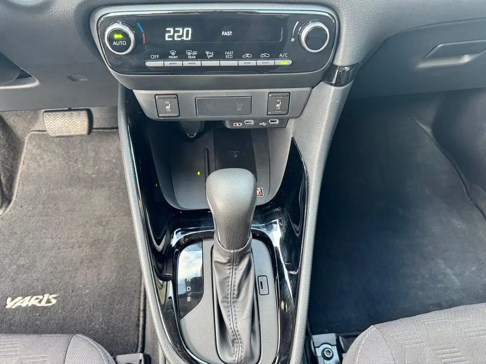Toyota Yaris 1.5 Hybrid 115 Business Plus uit 2025, foto 16