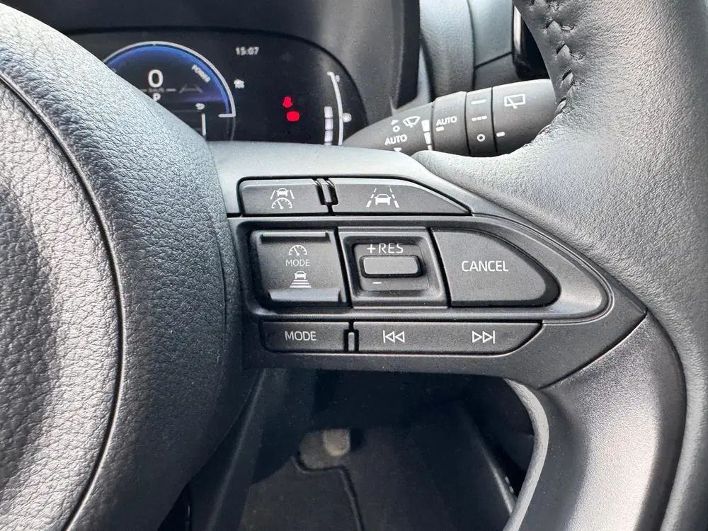Toyota Yaris 1.5 Hybrid 115 Business Plus uit 2025, foto 17