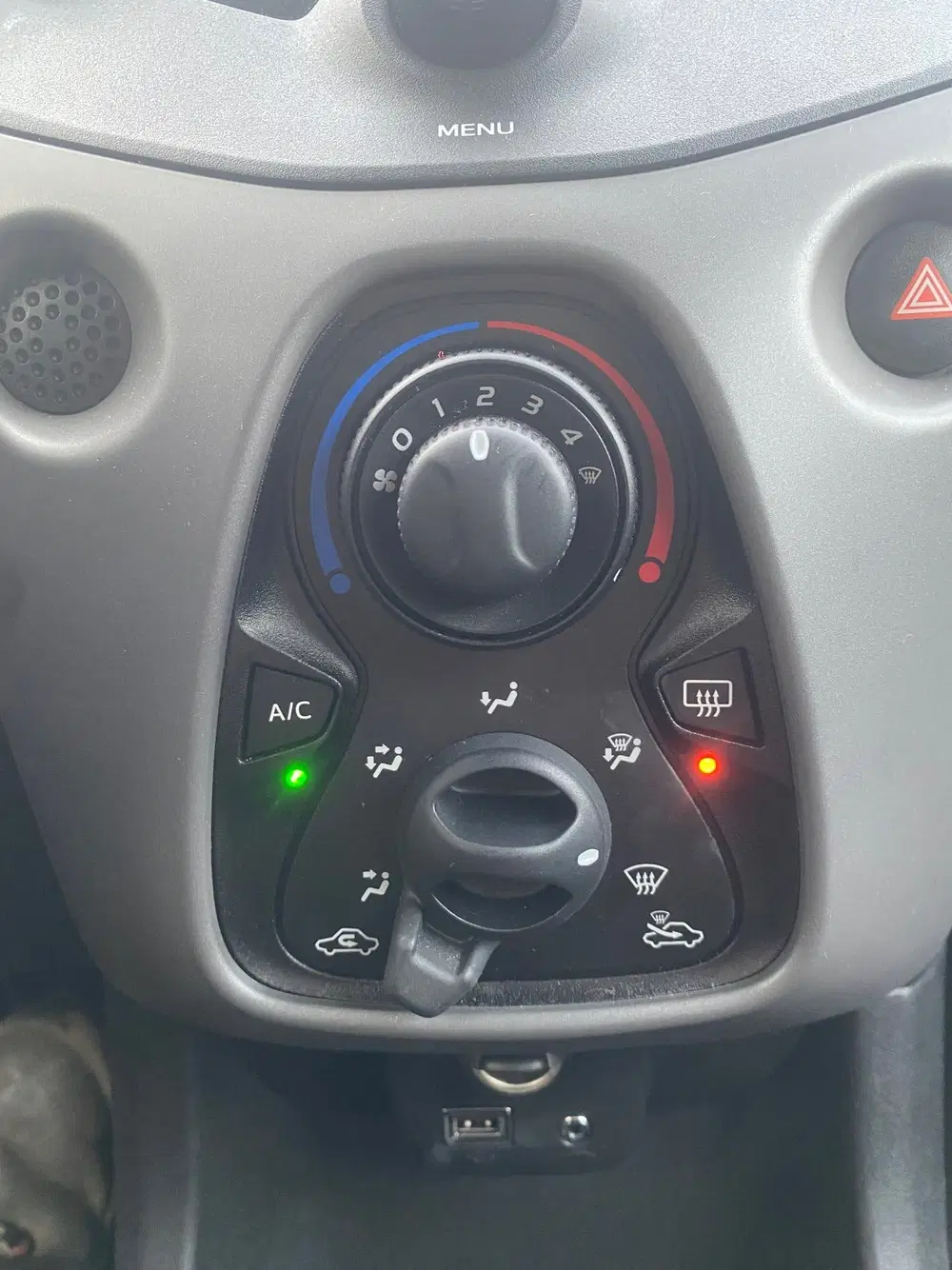 Peugeot 108 1.0 e-VTi Active uit 2019, foto 11