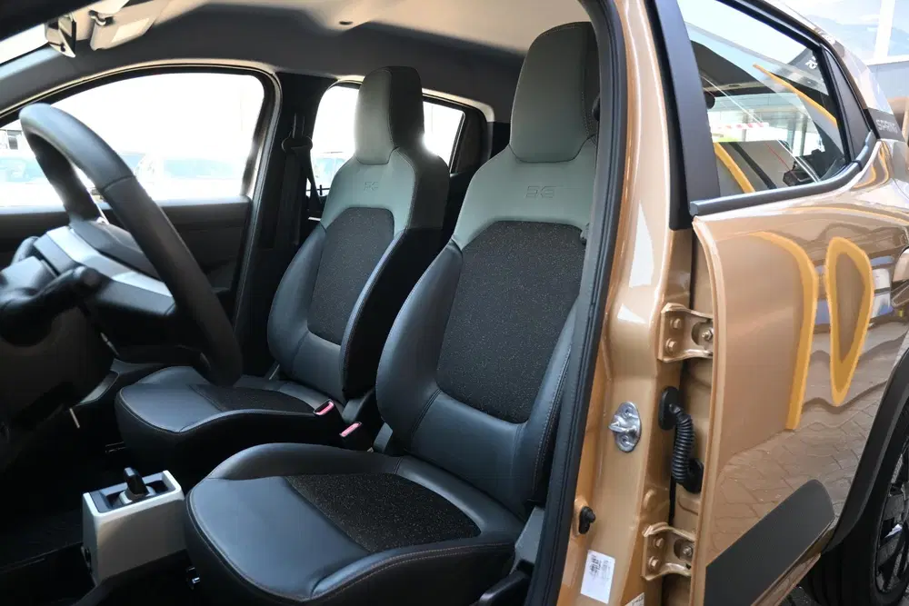 Dacia Spring Extreme 65 26.8 kWh uit 2024, foto 10