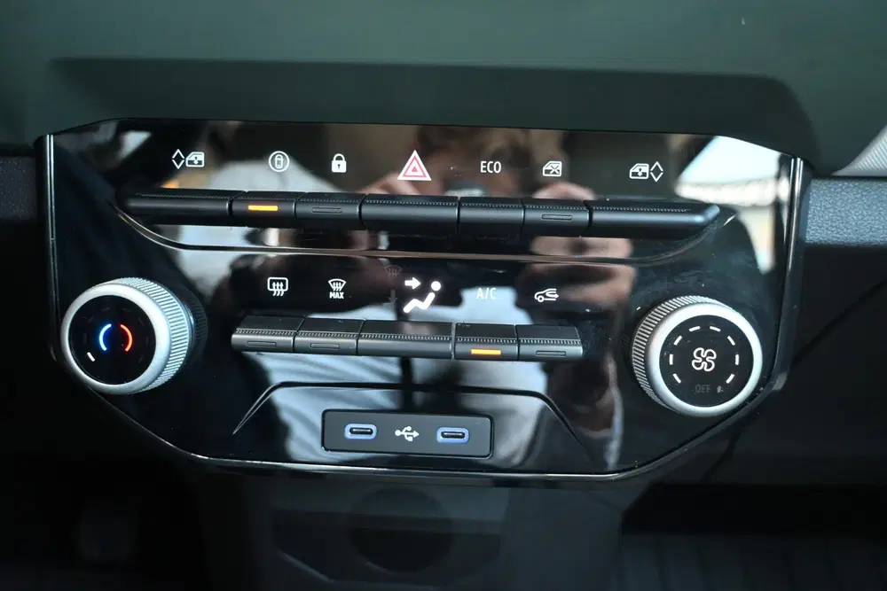 Dacia Spring Extreme 65 26.8 kWh uit 2024, foto 16