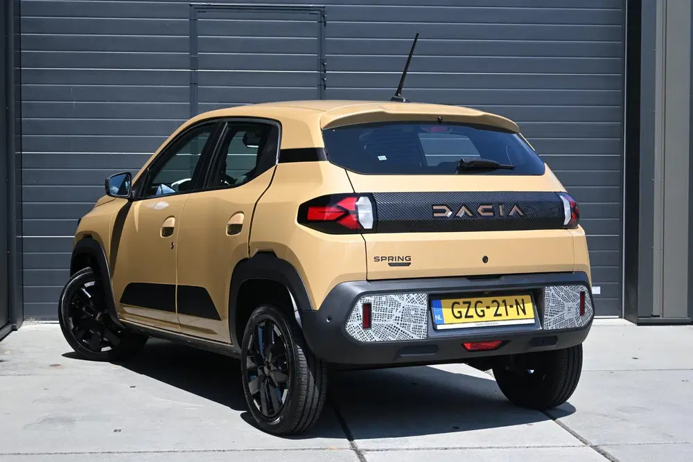 Dacia Spring Extreme 65 26.8 kWh uit 2024, foto 8