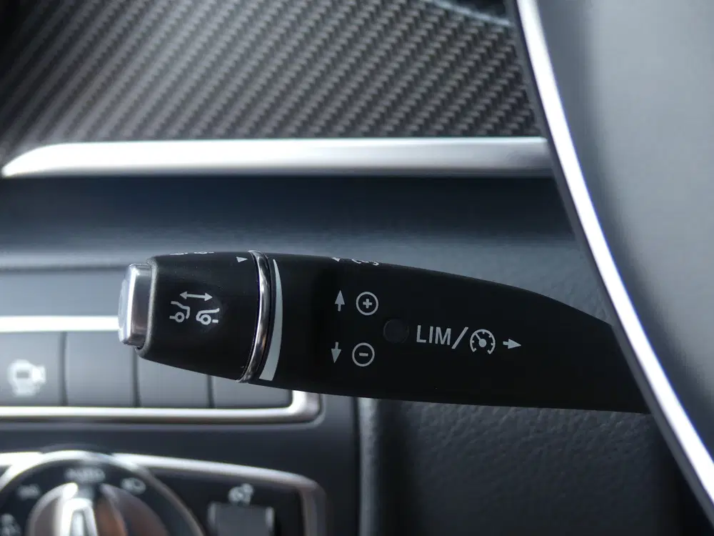 Mercedes-Benz V-Klasse 300d AMG Dubbel Cabine Elek stoelen L uit 2023, foto 11