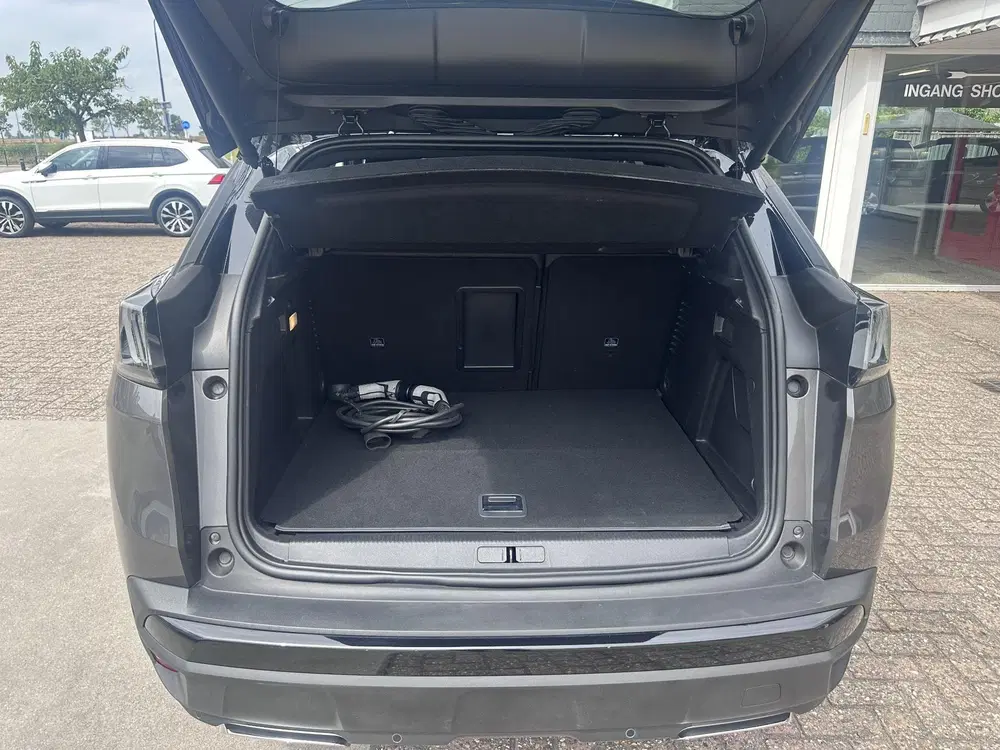 Peugeot 3008 1.6 HYbrid 225 GT Black Pack uit 2022, foto 20