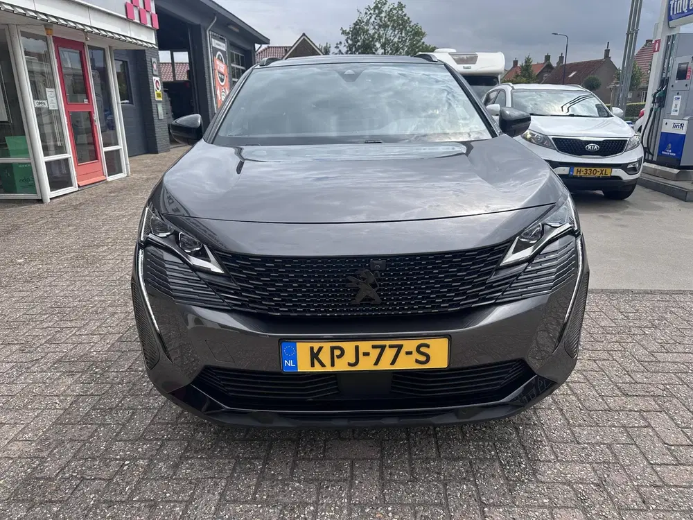 Peugeot 3008 1.6 HYbrid 225 GT Black Pack uit 2022, foto 9