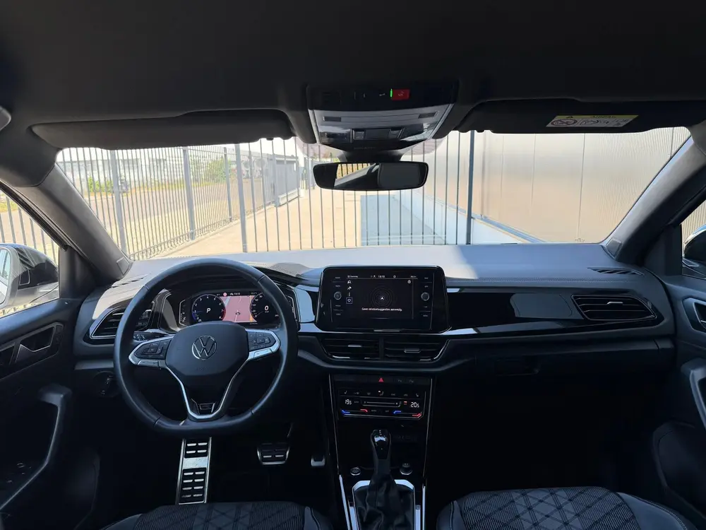 Volkswagen T-Roc 1.5 TSI R-Line Virtual Keyless IQ Lights IQ uit 2024, foto 12