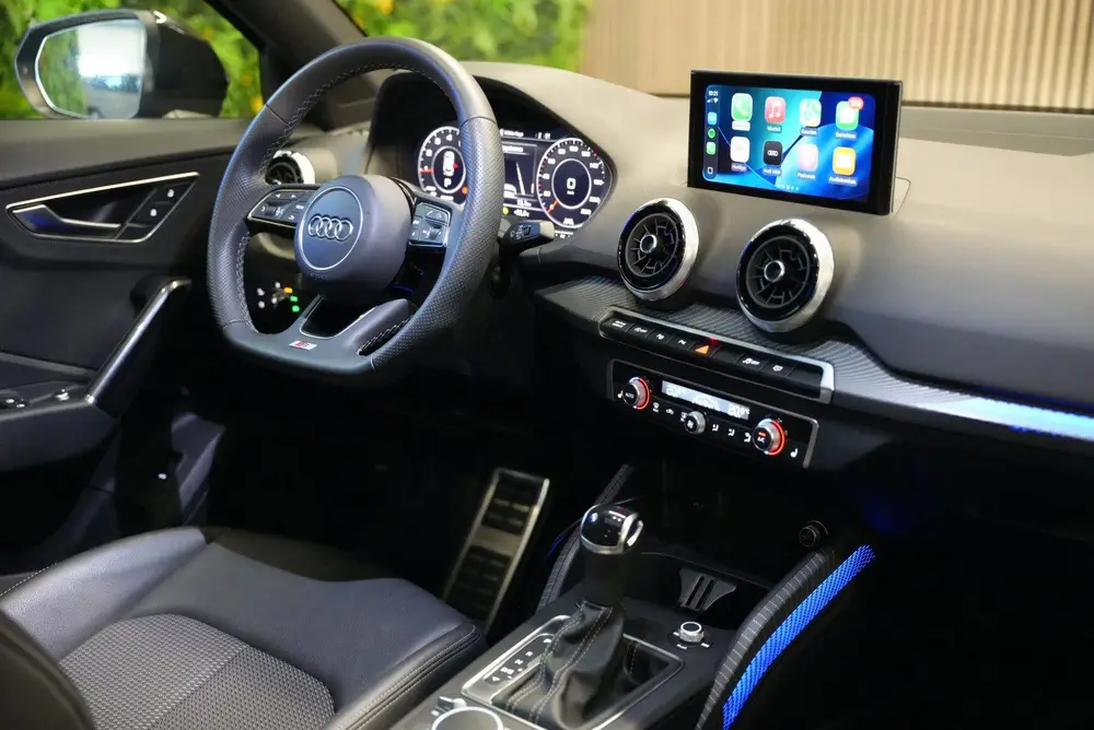 Audi Q2 35 TFSI S Edition uit 2023, foto 3