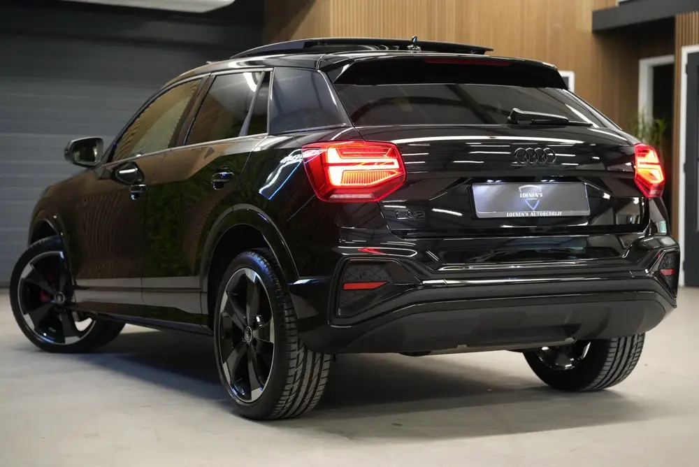 Audi Q2 35 TFSI S Edition uit 2023, foto 6