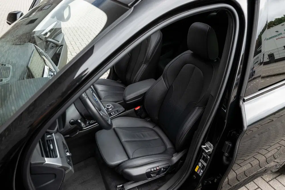 BMW X1 xDrive25e uit 2022, foto 18